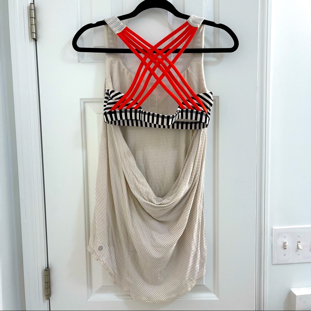 Lululemon tank with built in bra